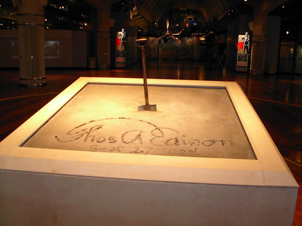 fordmuseum-edisonstone